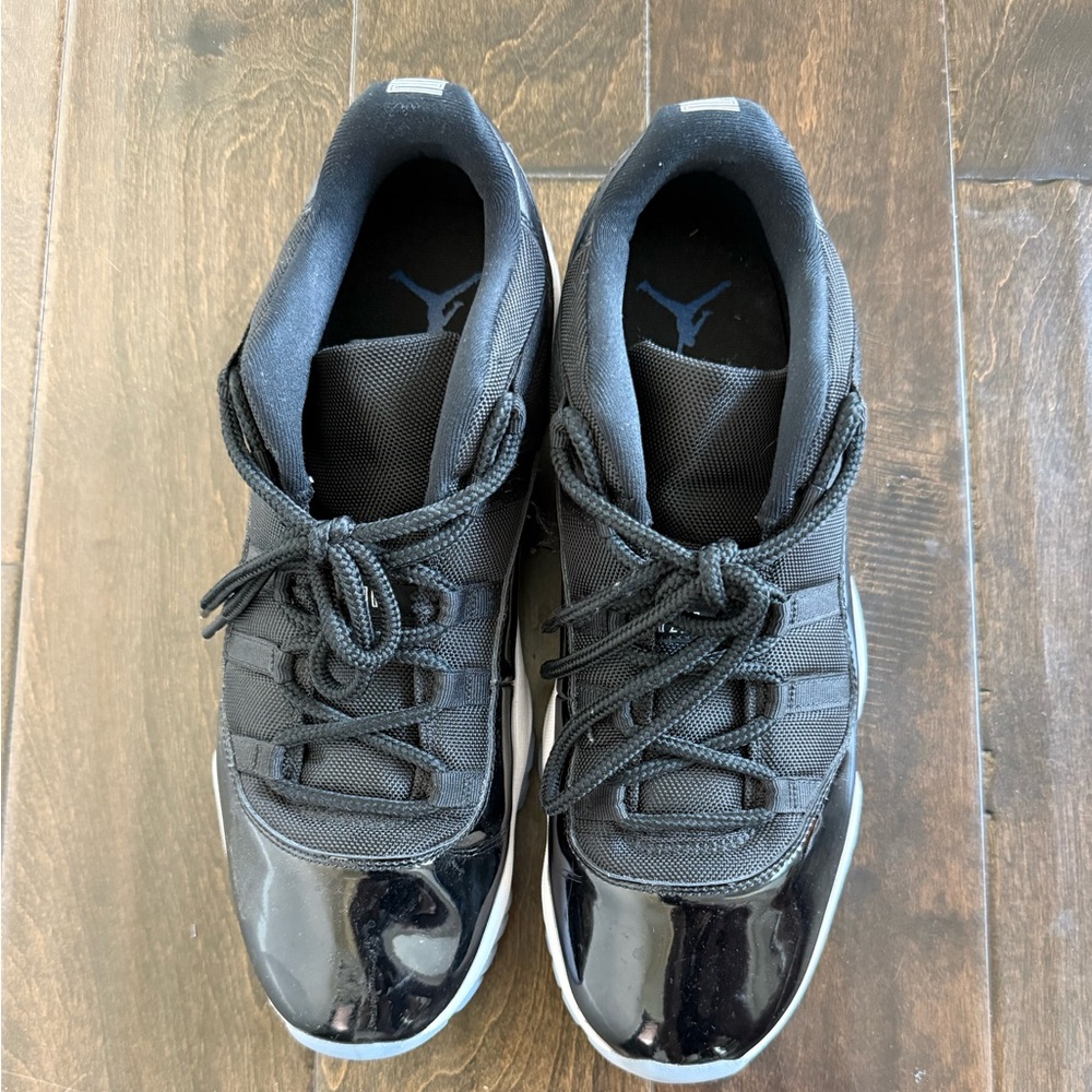 Nike Air Jordan 11 Retro Low "Space Jam"